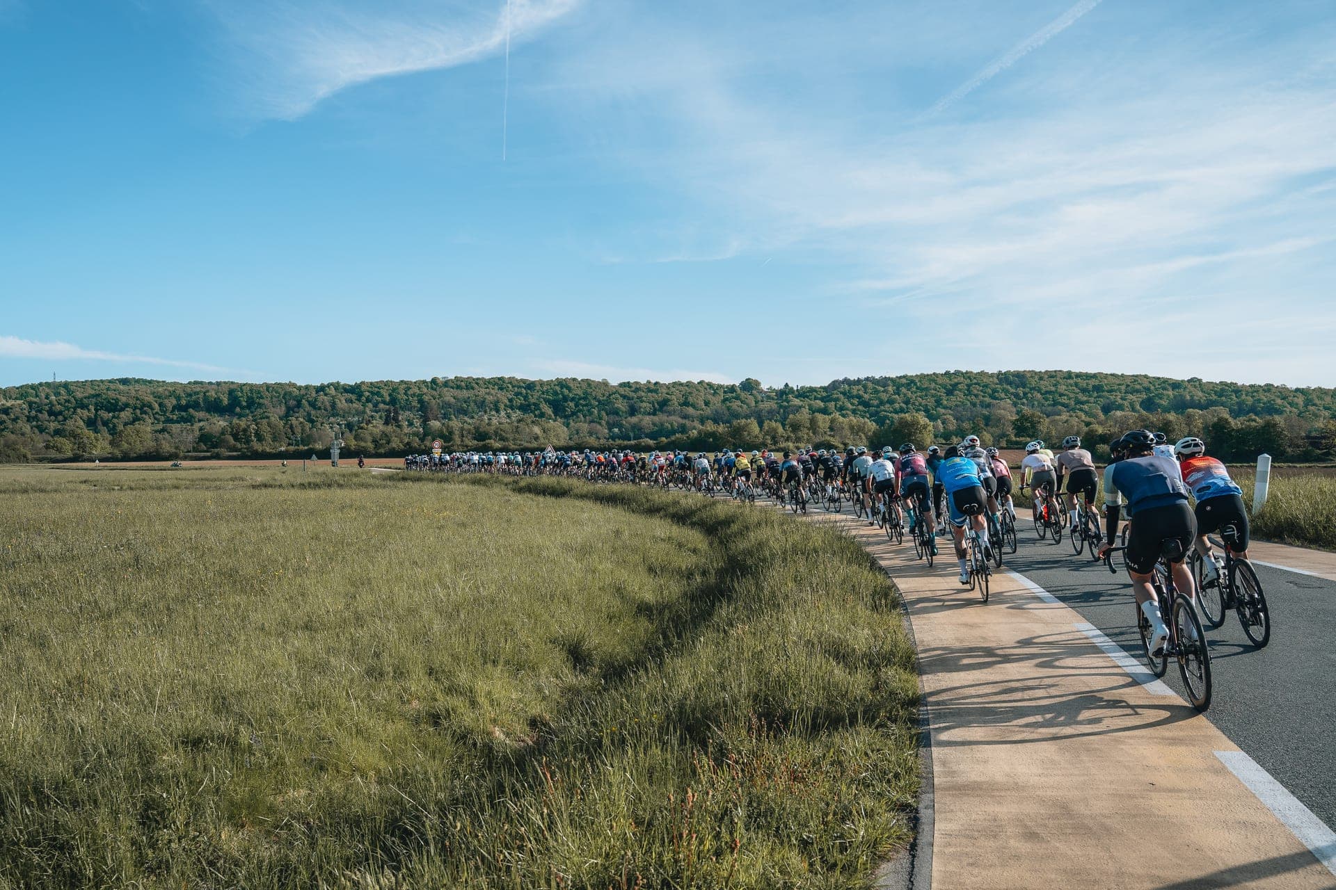Le peloton dans le Doubs